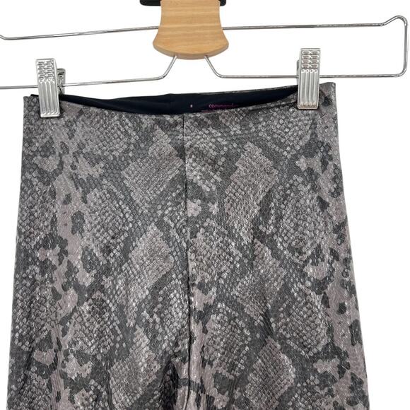 Commando Faux Leather Legging with Control Gray‎ Snake Print Size Small - Picture 3 of 9